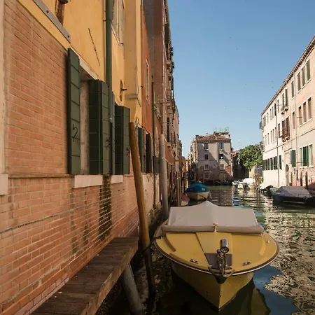 Canal Dream Cosy With Canal View Venice